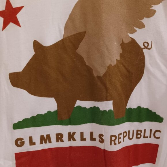 Glamour Kills Baseball Tee - Picture 2 of 4